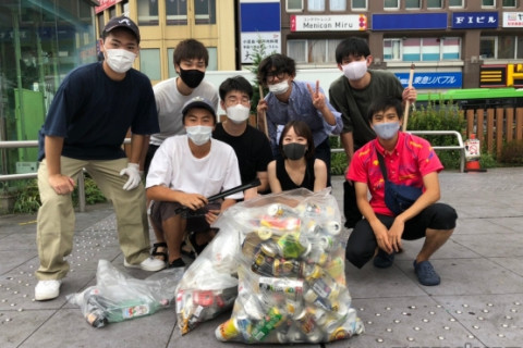 와타나베 마오, '와세다 대학 로터리 모임' 역 앞 청소 봉사활동 참여