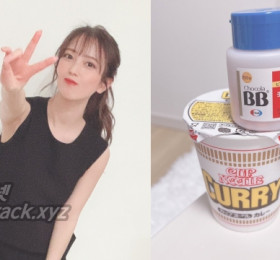 코미나토 요츠하가 공개한 물컵라면, 그 맛은?