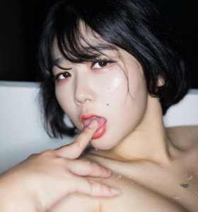 권지아 웹화보, 우미진(UMIZINE) 'UMIZINE (with ZIA) vol.2' 샘플 - 모델 권지아