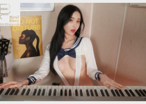 규리 웹화보 비밀스토리 '규리 Vol.02 얼굴천재 규리와 음악실에서' 샘플