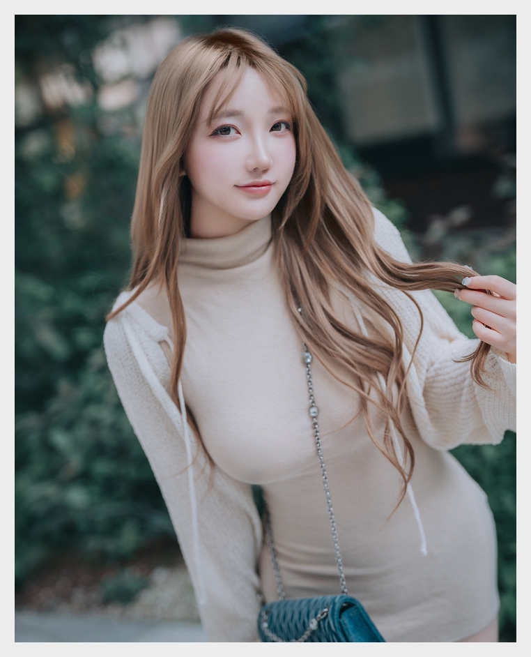 손예은 웹화보 DJAWA 'Happy Solo Birthday' 맛보기 - 모델 손예은