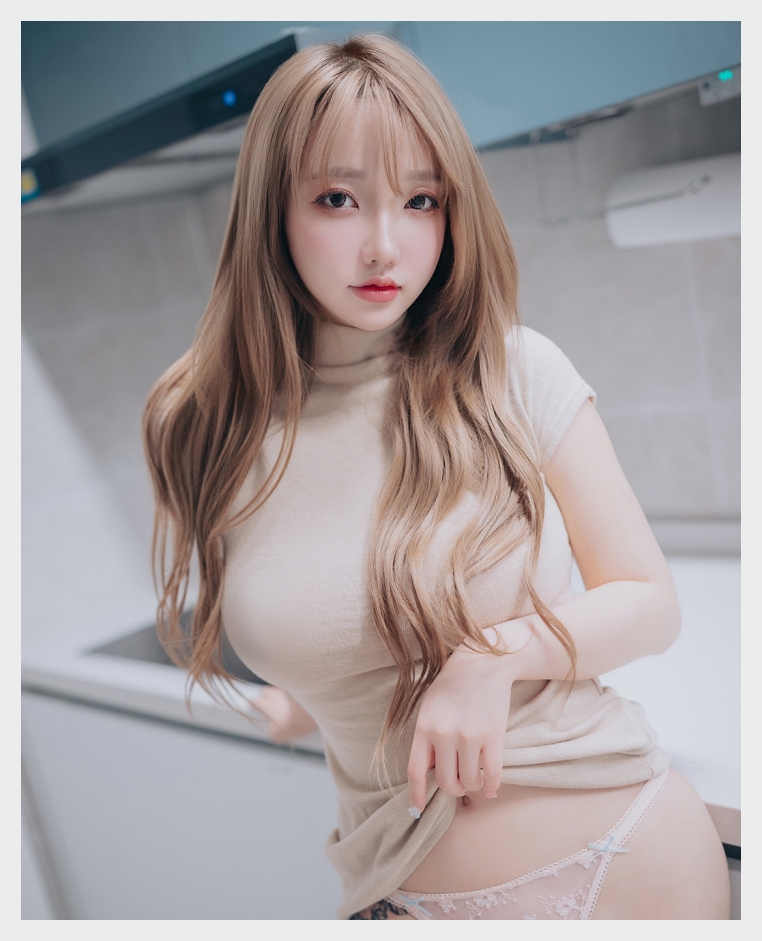 손예은 웹화보 DJAWA 'Happy Solo Birthday' 맛보기 - 모델 손예은