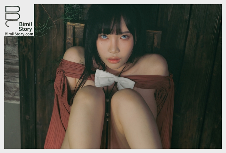 민 웹화보 비밀스토리 '민 Vol.04 구슬팬티 마녀' 맛보기 - 모델 민