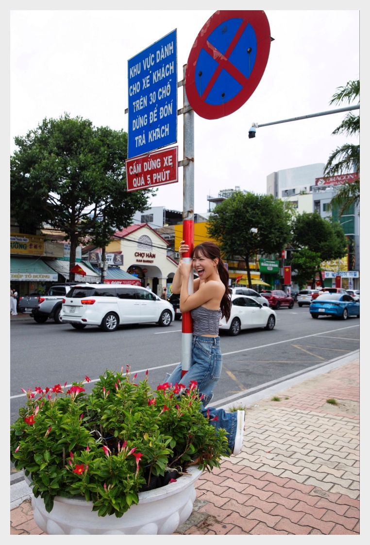 전 NMB48 시로마 미루, 신작 화보집 'MERCI' 발매 결정! '인생 최대 노출 화보집이 될 예정' + 사진><br style=