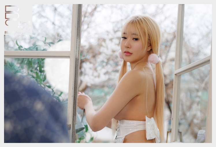 민하린 웹화보 비밀스토리 '민하린 Vol 21 아니메 스타일 메이드' 맛보기 - 모델 민하린