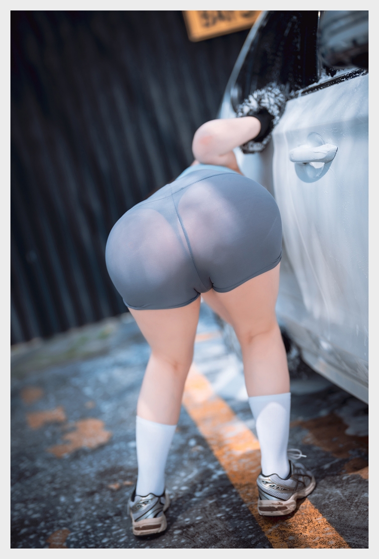 손예은 웹화보 DJAWA 'Wash My Car' 맛보기 - 모델 손예은