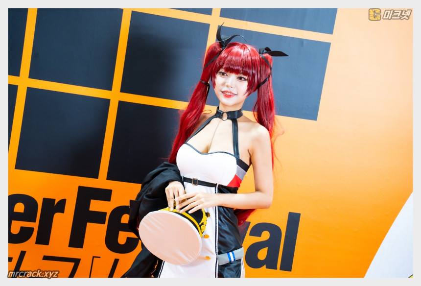 유수정 직찍 원더 페스티벌 2025 코리아 250803 - 모델 유수정 