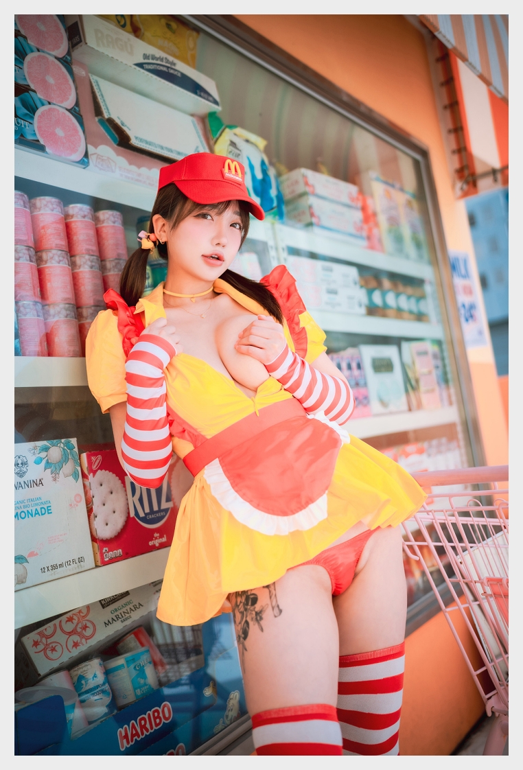 손예은 DJAWA 'McDonald’s Girl' 웹화보 맛보기 - 모델 손예은