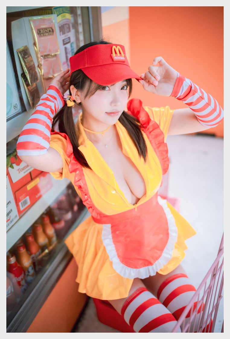 손예은 DJAWA 'McDonald’s Girl' 웹화보 맛보기 - 모델 손예은