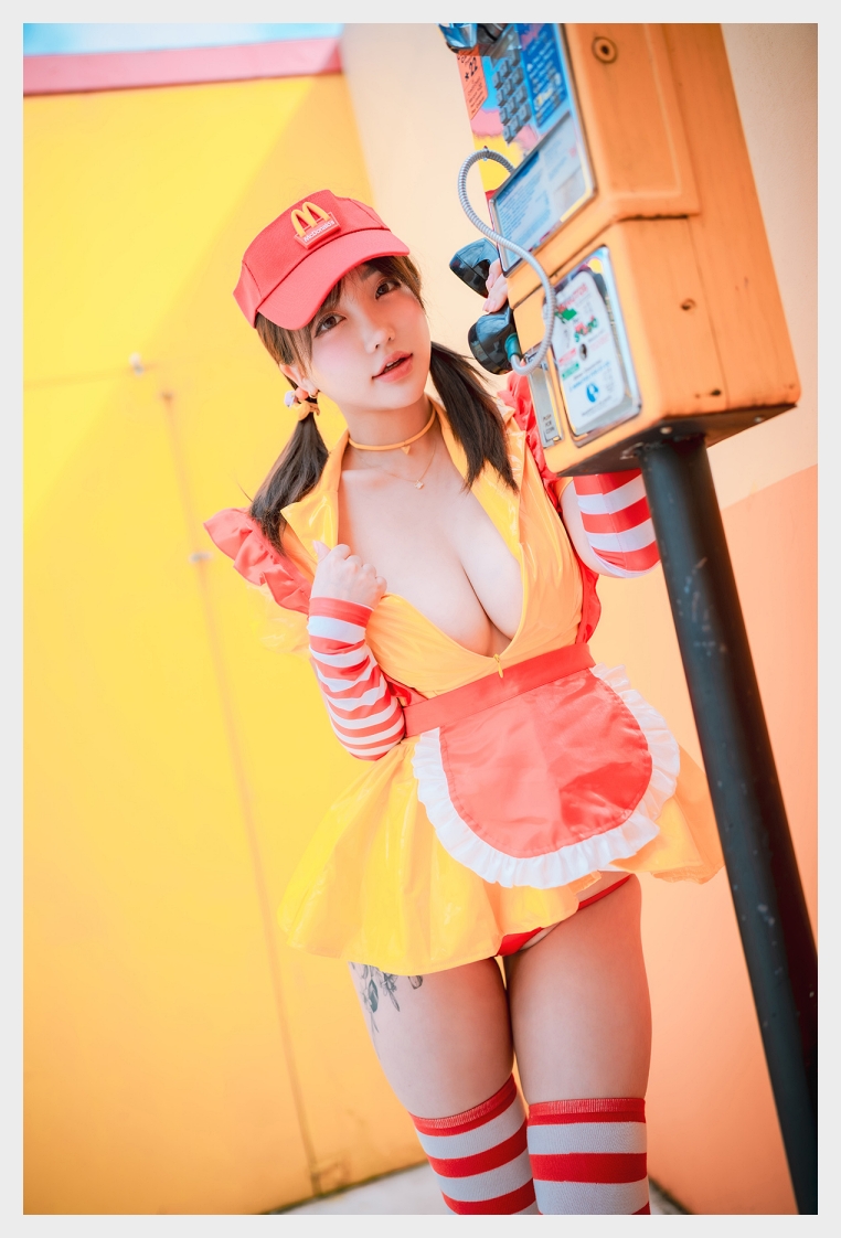 손예은 DJAWA 'McDonald’s Girl' 웹화보 맛보기 - 모델 손예은