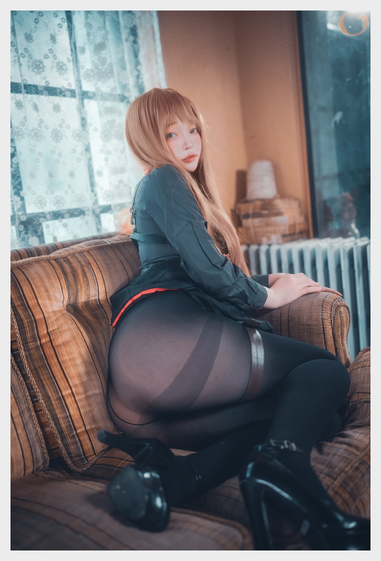 소이밀크 DJAWA 'Nikke : Emma' 웹화보 맛보기 - 모델 소이밀크