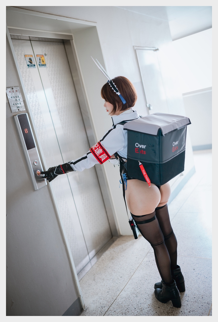 띠띠 DJAWA 'Yummy Delivery' 웹화보 맛보기 - 모델 띠띠