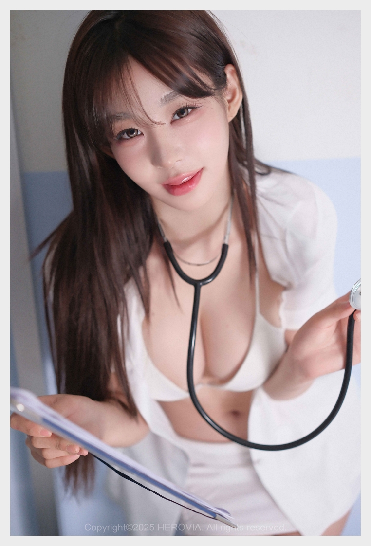 갓세희 웹화보 HEROVIA 'Hëartbëat' 맛보기 - 크리에이터 갓세희