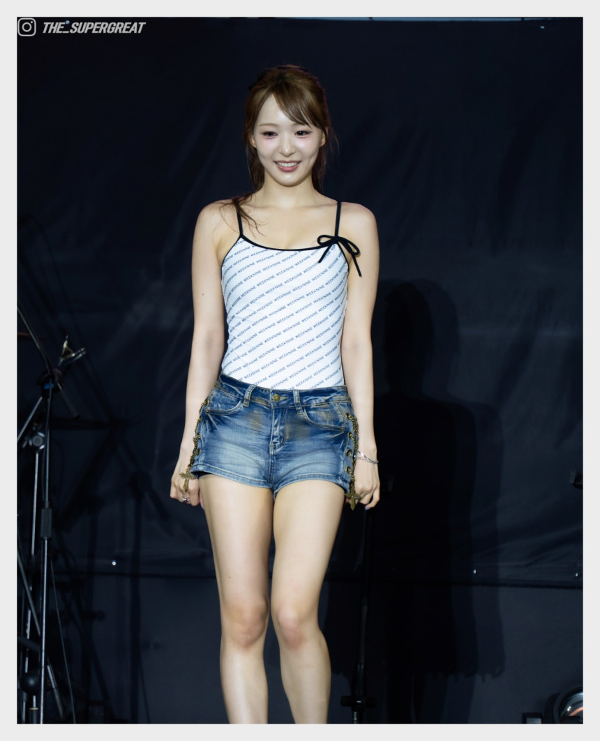 러브원 유메 2025 여르미오페스티벌 250816 직찍