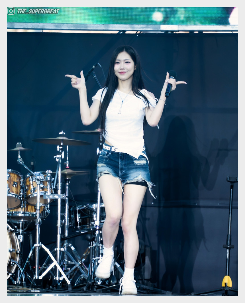 러브원 아연 2025 여르미오페스티벌 250816 직찍