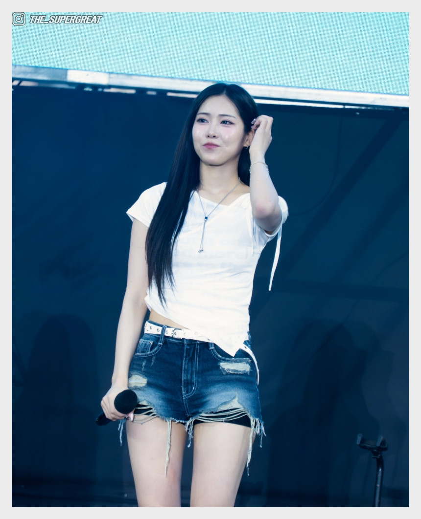 러브원 아연 2025 여르미오페스티벌 250816 직찍