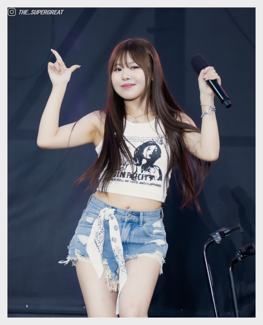 러브원 유나 2025 여르미오페스티벌 250816 직찍