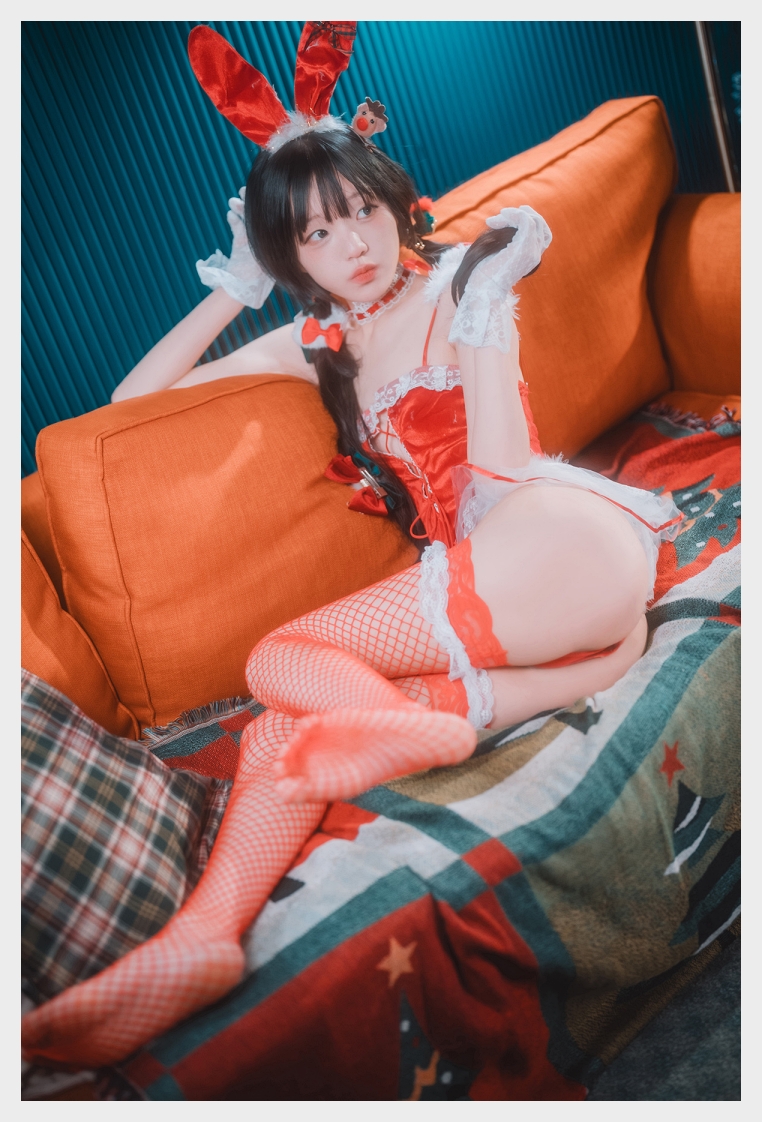 정제니 DJAWA Christmas Special 2025 : Jenny – The Christmas Bunny 웹화보 맛보기 - 코스어 정제니