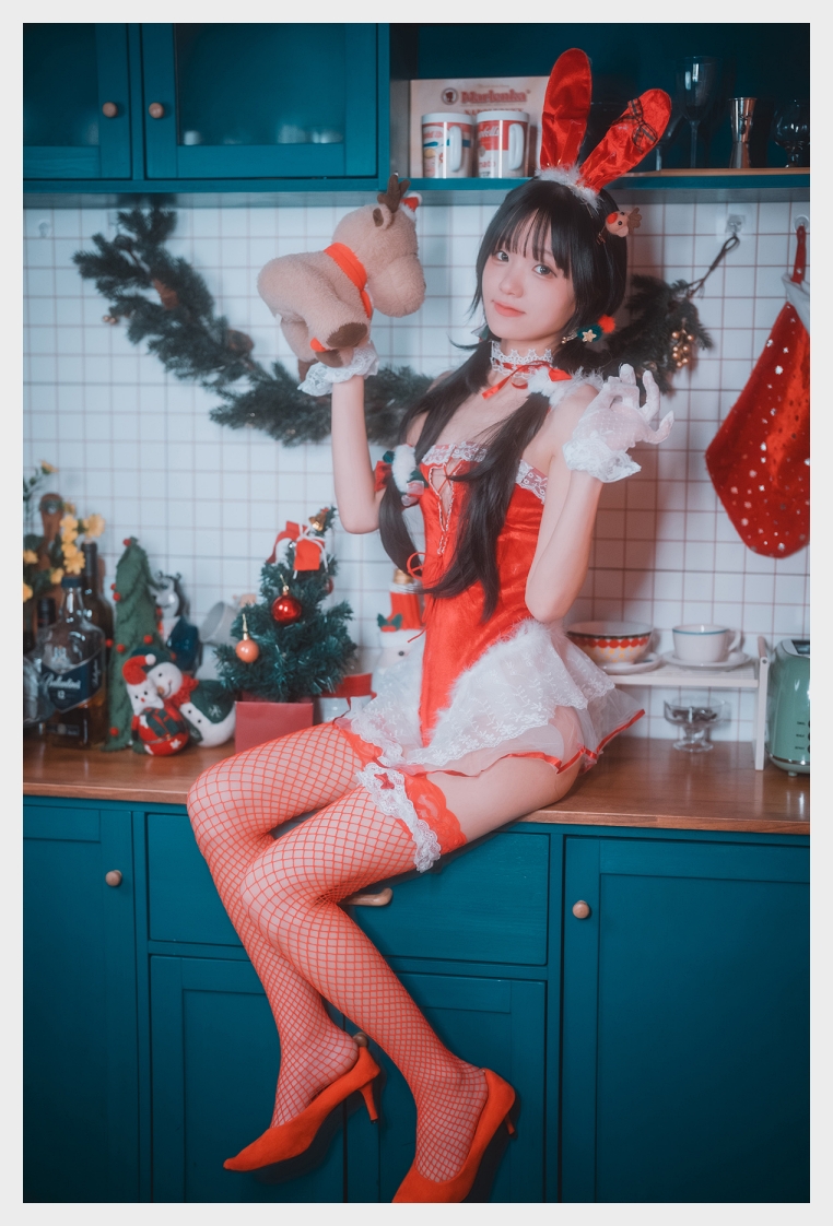 정제니 DJAWA Christmas Special 2025 : Jenny – The Christmas Bunny 웹화보 맛보기 - 코스어 정제니