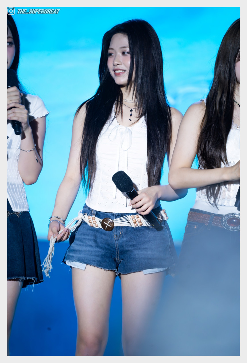 리센느 제나 2025 여르미오페스티벌 250816 직찍