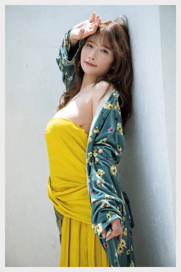 모모조노 레나 주간 AG 2025년 12월 31일-2026년 01월 07일 합병호 그라비아 맛보기 - 桃園怜奈