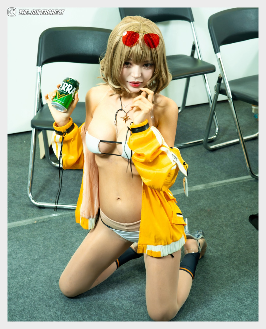 유수정 2025 서울팝콘 250914 코스커넥트 부스 직찍 - 모델 유수정