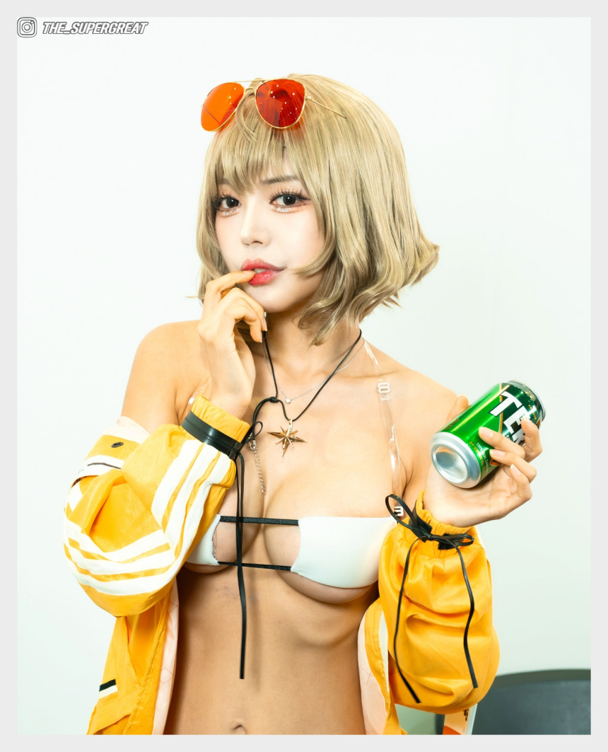 유수정 2025 서울팝콘 250914 코스커넥트 부스 직찍 - 모델 유수정