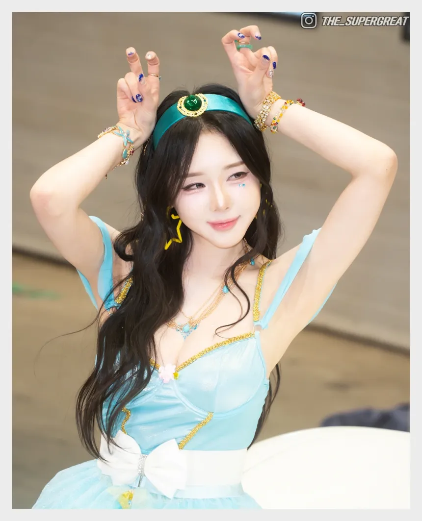 반하리 직찍 2025 오토살롱테크코리아 250921 - 모델 반하리 - 27