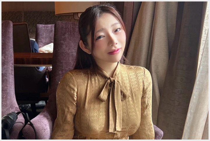 츠나마요, AV 데뷔부터 사기 결혼 후 코스플레이어로 우뚝 서기까지의 스토리 공개 - 2