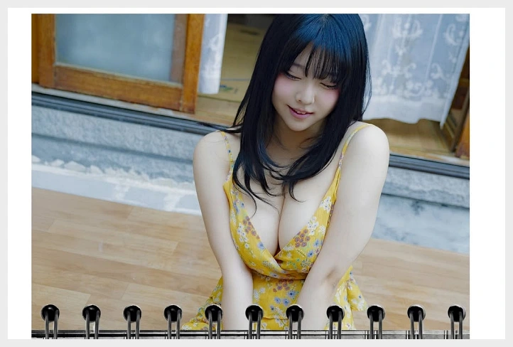 송하나 크레이지 자이언트 2026년 5월호 화보 맛보기 - 모델 송하나 - 2