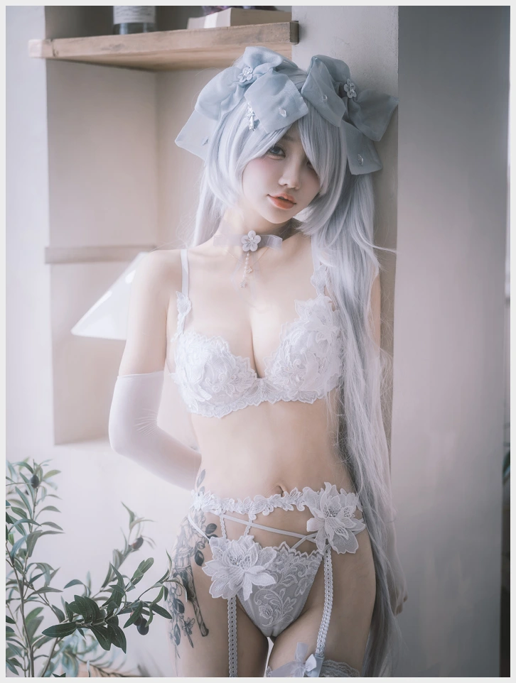 손예은 웹화보 DJAWA \'Nikke : Cinderella – Glass Princess\' 맛보기 - 모델 손예은 - 9