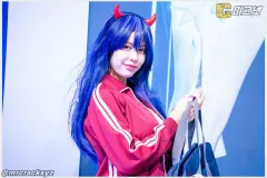 히다카 루이나 직찍 AGF 2025 브라운더스트 2 부스 251207 - 모델 히다카 루이나(日高るいな)