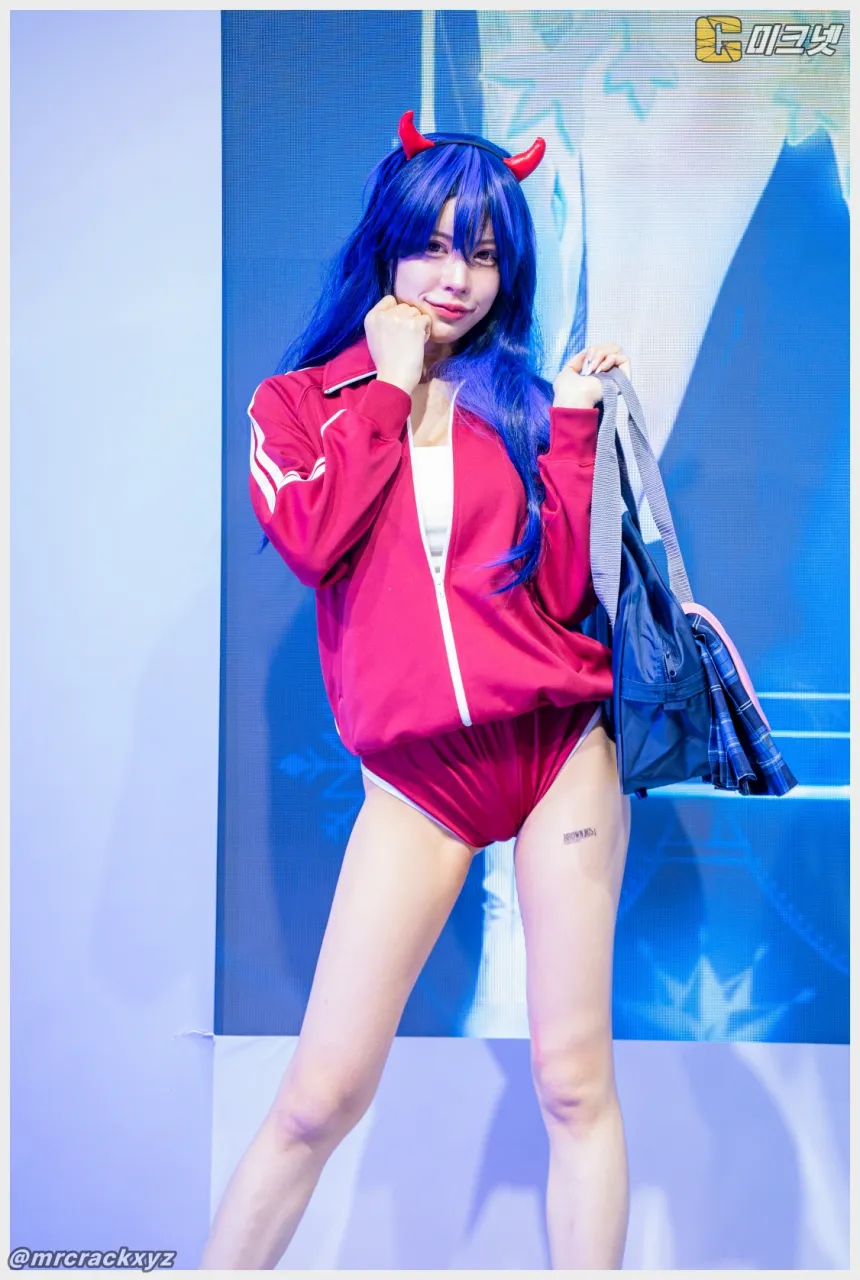 히다카 루이나 직찍 AGF 2025 브라운더스트 2 부스 251207 - 모델 히다카 루이나(日高るいな) - 16