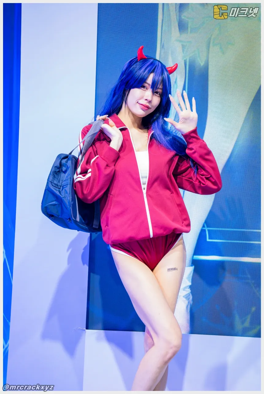 히다카 루이나 직찍 AGF 2025 브라운더스트 2 부스 251207 - 모델 히다카 루이나(日高るいな) - 21