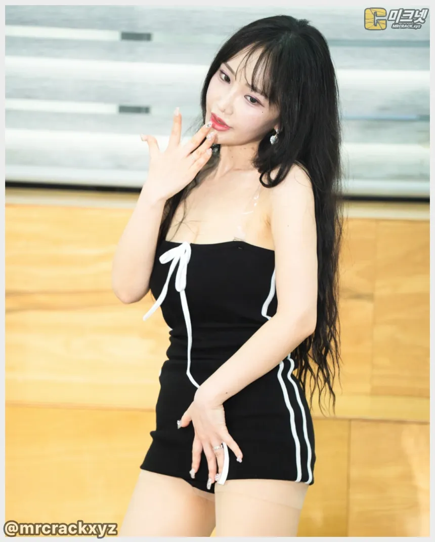냥사랑 직찍 해피니스 실내 버스킹 260620 - 모델 겸 댄스팀 해피니스 냥사랑 - 12